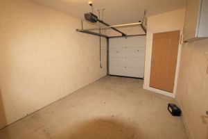 Integral Garage - click for photo gallery